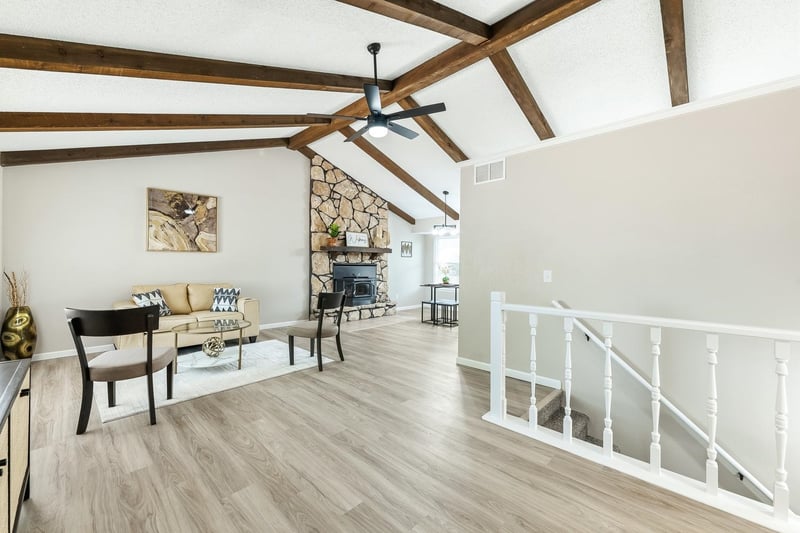 112 N Summitlawn Cir, Wichita, KS 67212