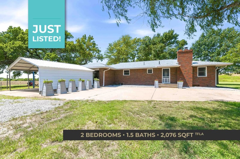 861 E 40th St S, Wellington, KS 67152-8383