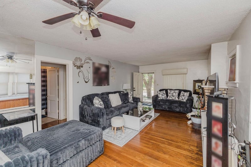 609 N Belmont, Wichita, KS 67208