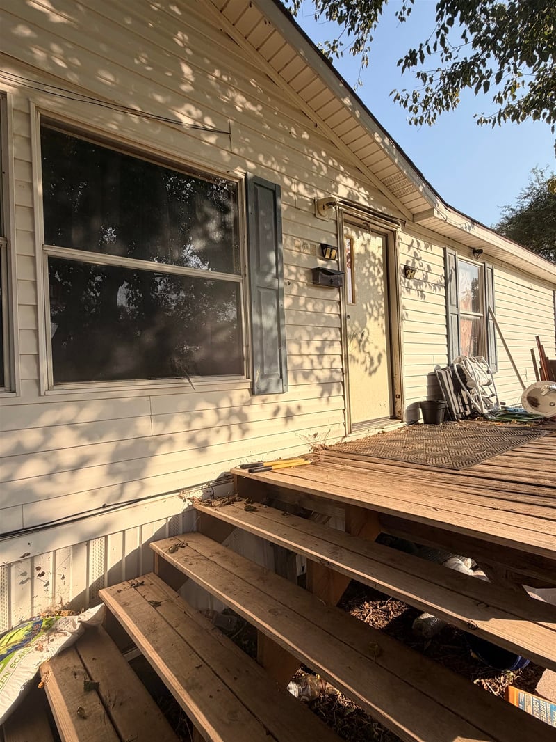 131 W Daniel, Haysville, KS 67060