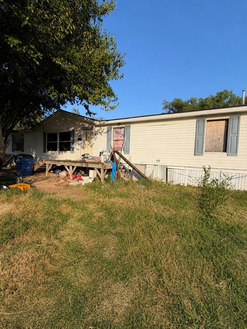 131 W Daniel, Haysville, KS 67060