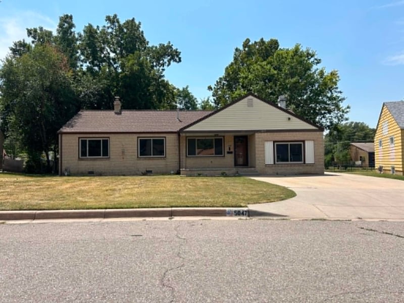 5047 E Morris St, Wichita, KS 67218