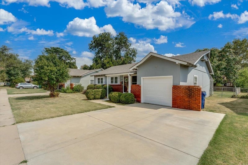 1415 W Lydia, Wichita, KS 67213