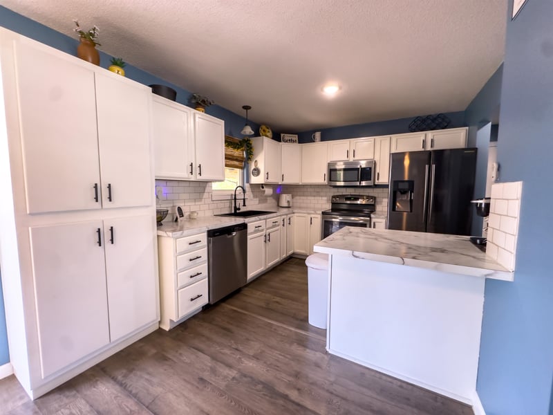242 N Young St, Wichita, KS 67212
