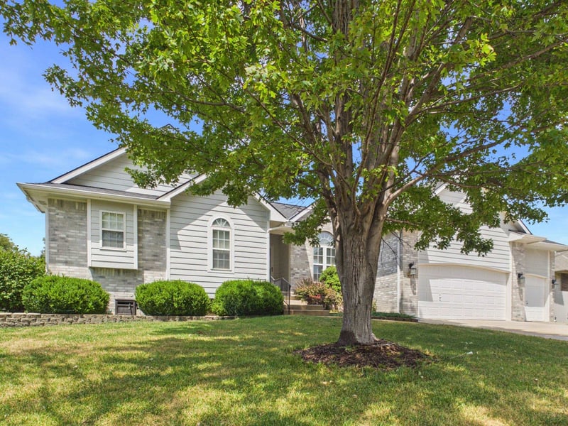 925 S Sandalwood, Wichita, KS 67230