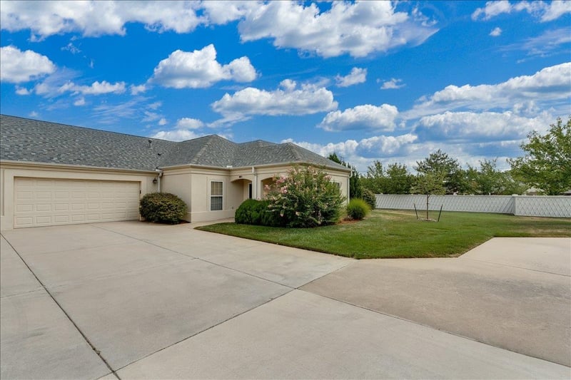 9400 E Wilson Estates Pky Unit #401, Wichita, KS 67206