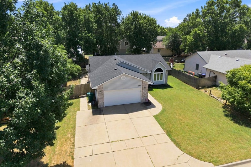 11803 W Murdock Ave, Wichita, KS 67212