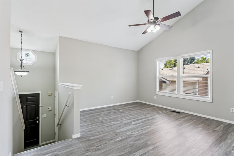 10702 E Bluestem St, Wichita, KS 67207