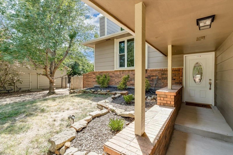 1703 N Skyview, Wichita, KS 67212