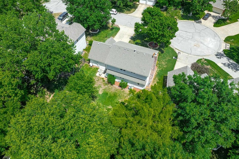 2335 N Stoneybrook Ct, Wichita, KS 67226-3604