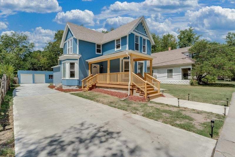 621 S Fern, Wichita, KS 67213