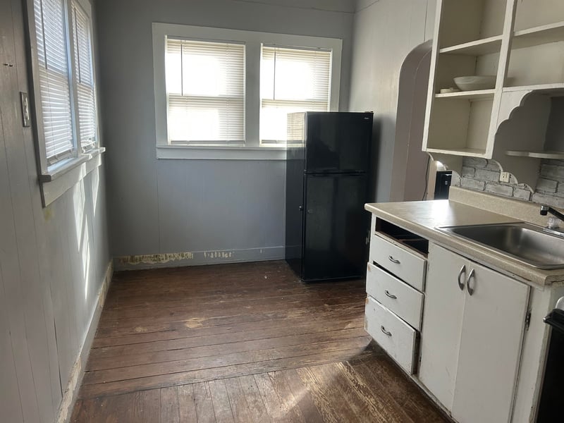 603 N C St, Wellington, KS 67152