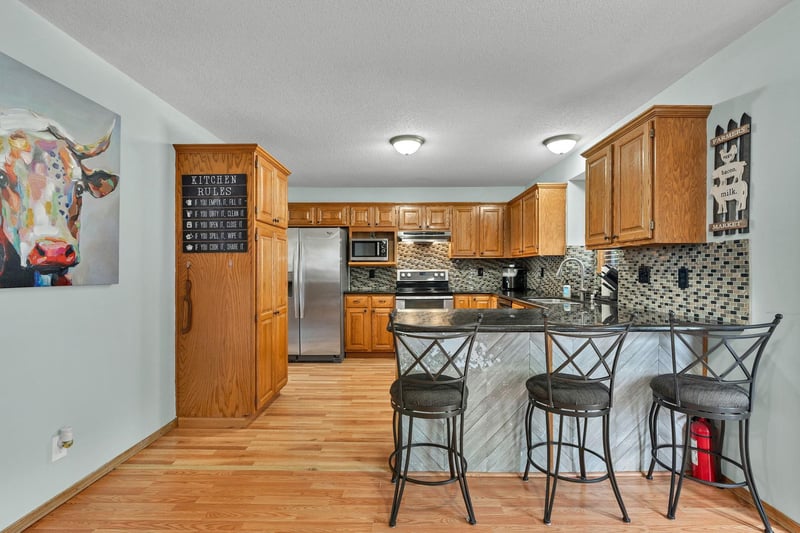 228 N Prescott Cir, Wichita, KS 67212