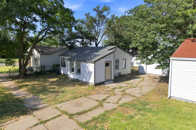 1527 S Sedgwick St, Wichita, KS 67213