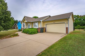 6416 N Chisholm Pointe St, Park City, KS 67219