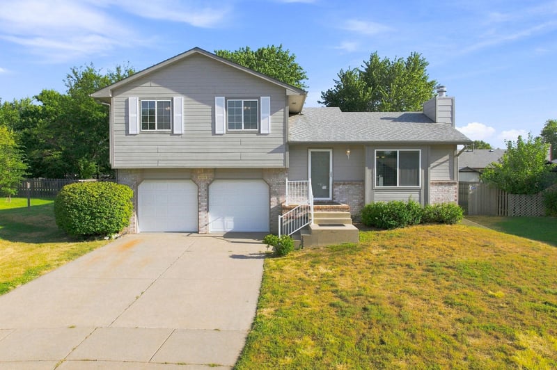 8110 W Westlawn, Wichita, KS 67212