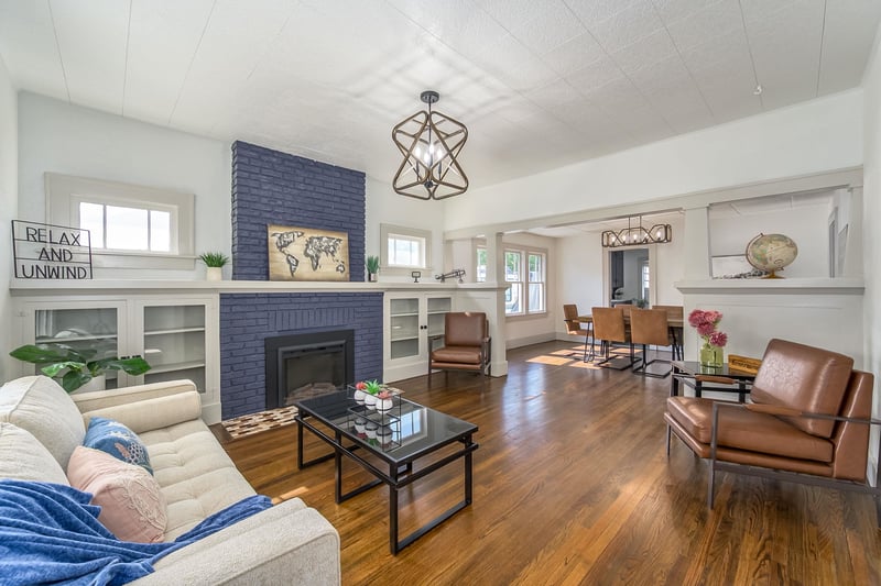 2614 W Douglas Ave, Wichita, KS 67203