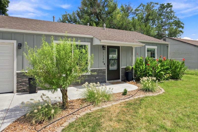 1136 S High St, El Dorado, KS 67042