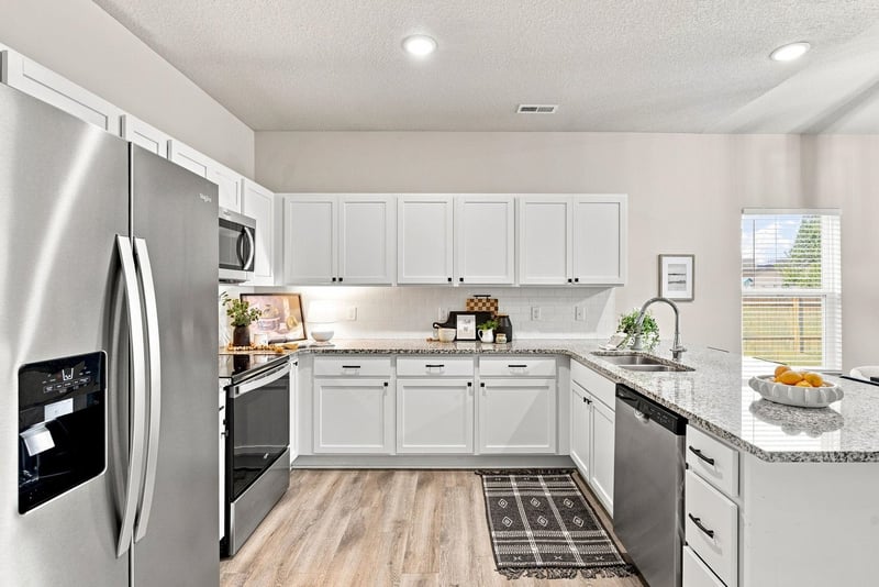 211 S Gatewood St, Valley Center, KS 67147-4741