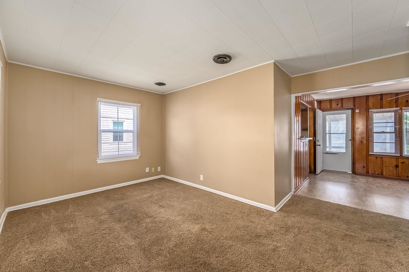 6462 N East Park View St, Park City, KS 67219