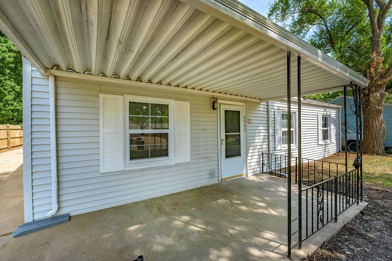 6462 N East Park View St, Park City, KS 67219