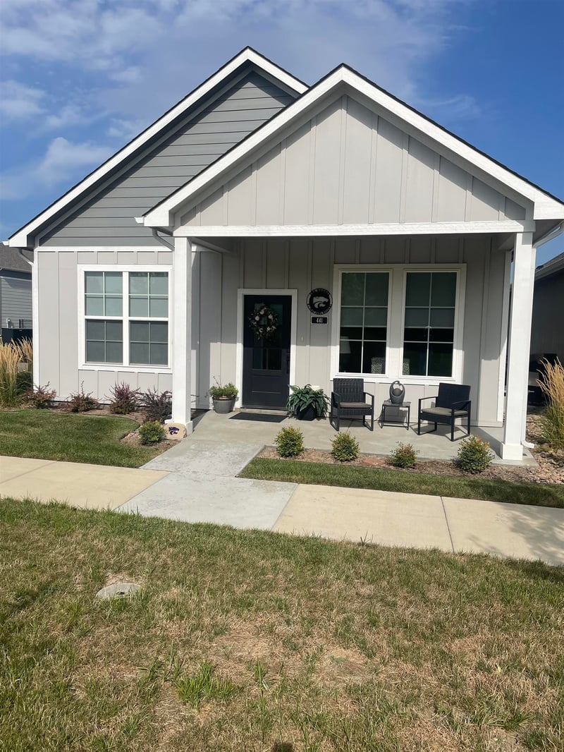 441 E Lexington Ln, Andover, KS 67002
