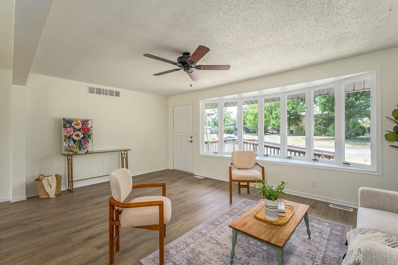 1112 N Acadia Ave, Wichita, KS 67212-3145
