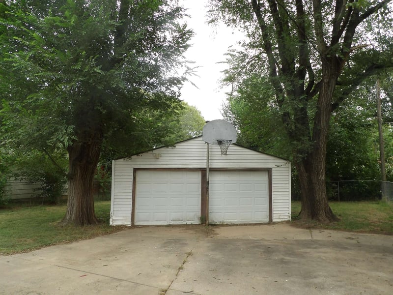 826 N Kokomo Ave, Derby, KS 67037
