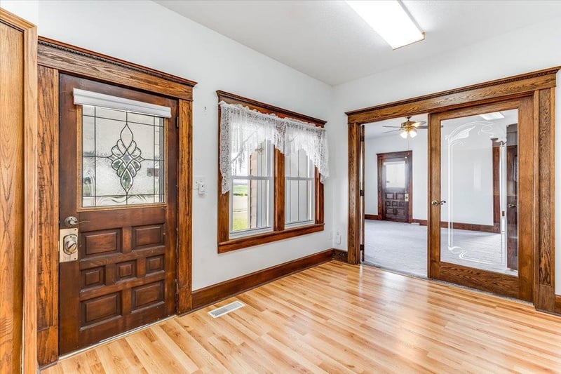 16911 S Woodberry, Mount Hope, KS 67108