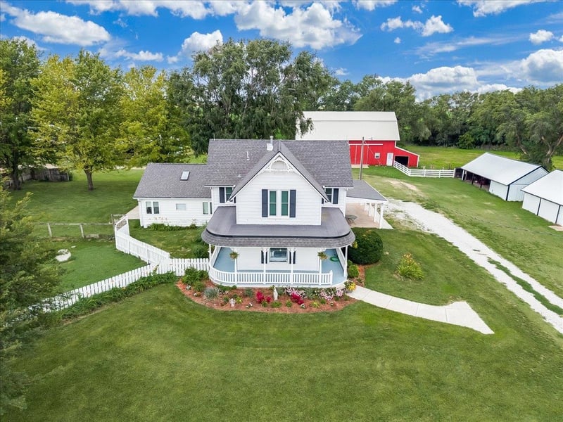 16911 S Woodberry, Mount Hope, KS 67108