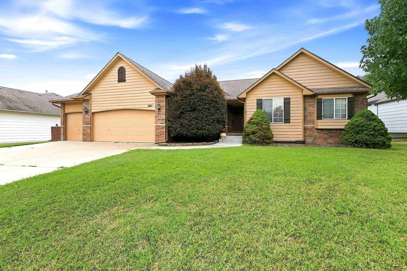1011 S Sagebrush, Wichita, KS 67230