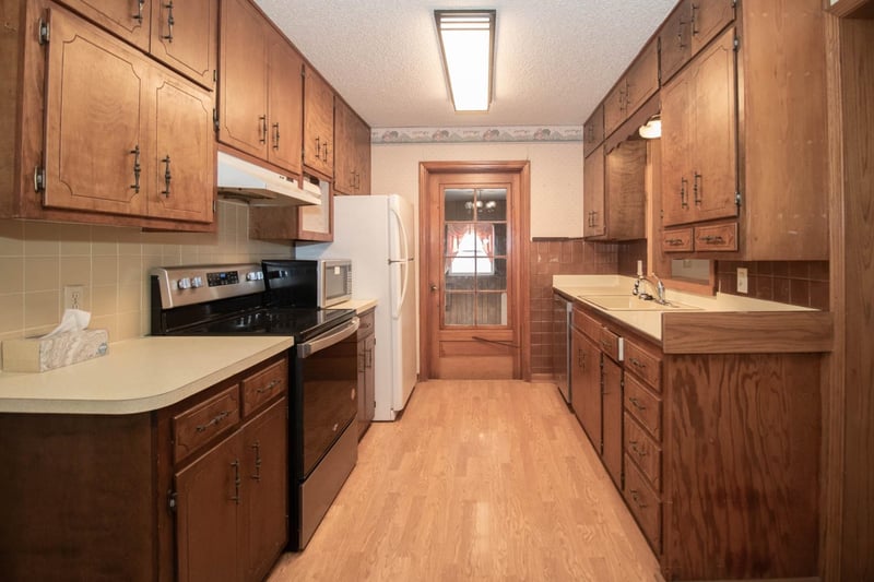 623 E Mulvane, Mulvane, KS 67110