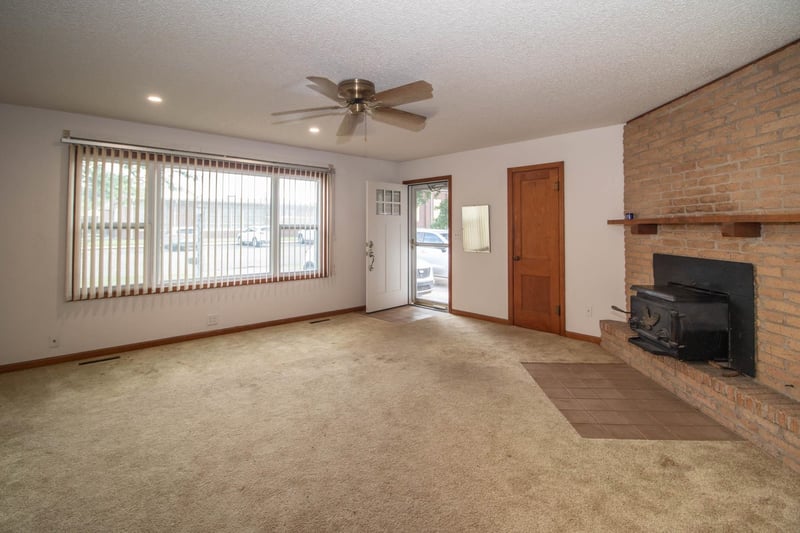 623 E Mulvane, Mulvane, KS 67110