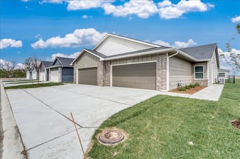 54335435 N Briskbay Ct, Maize, KS 67101