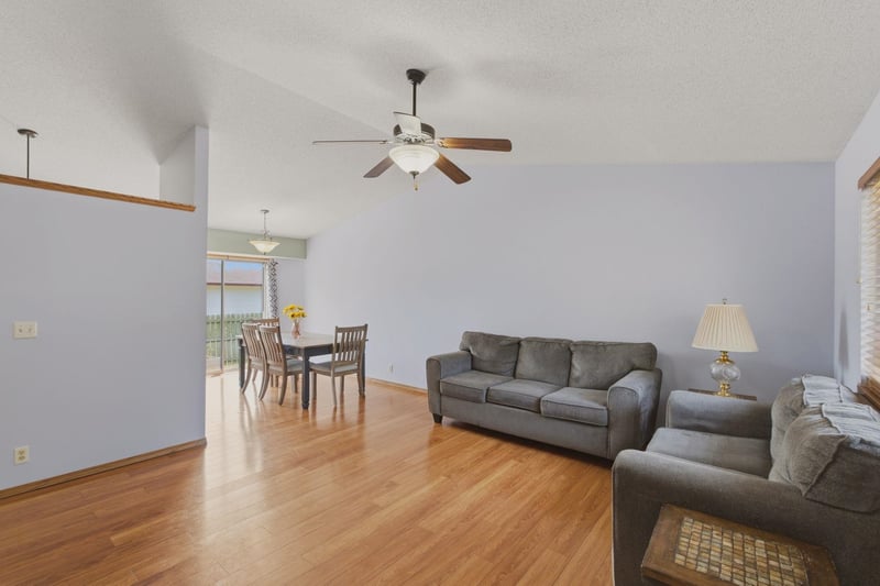 1645 S Lark Ct, Wichita, KS 67209