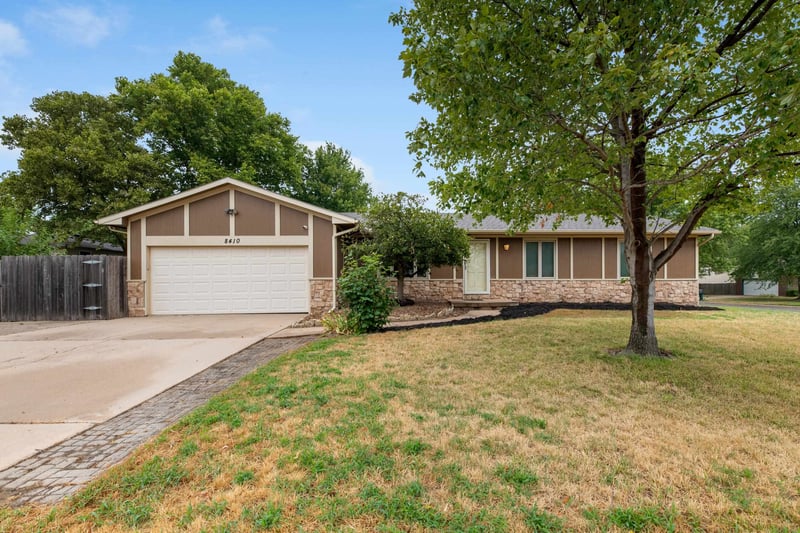 8410 W 17th St N, Wichita, KS 67212