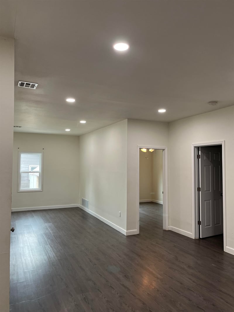 228 Alleghany St, El Dorado, KS 67042