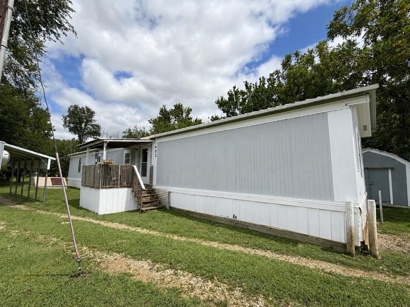 402 N Jewett St, Brookville, KS 67425