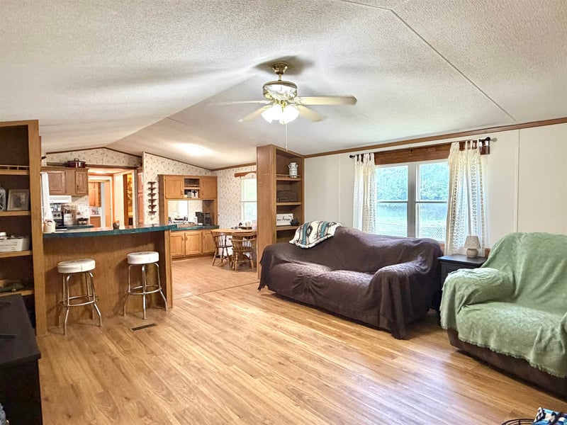 402 N Jewett St, Brookville, KS 67425