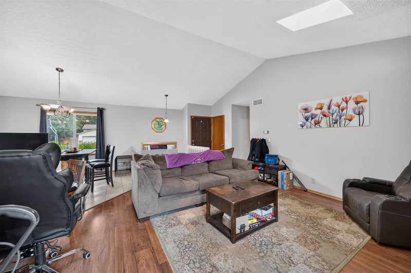2153 S Lark Ct, Wichita, KS 67209