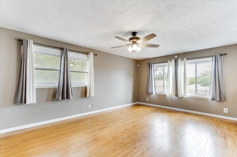 8206 E Levitt Dr, Wichita, KS 67207-3234