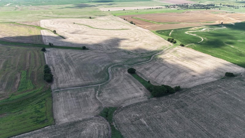00000 B Rd, Glen Elder, KS 67446