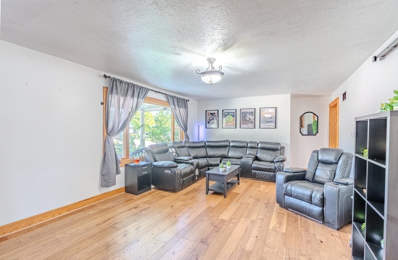 3301 S Walnut, Wichita, KS 67217