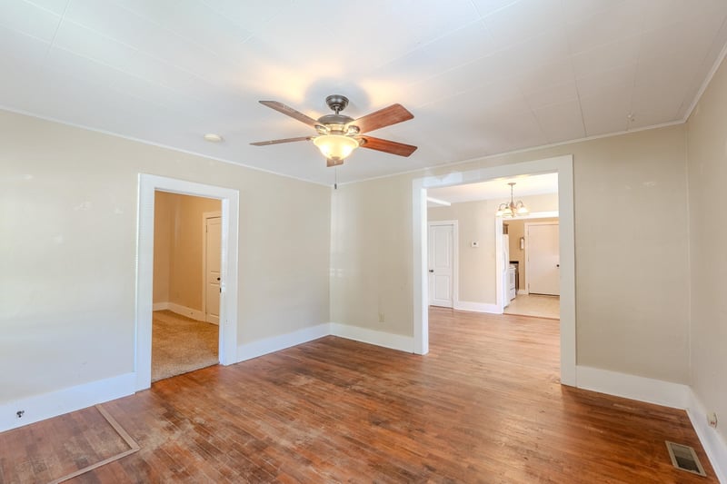 812 Maris St, Winfield, KS 67156