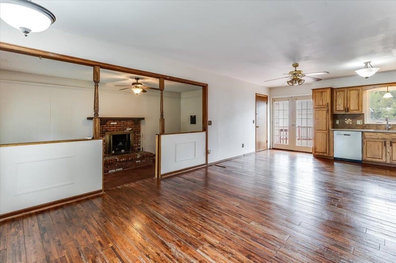 3328 S Chase, Wichita, KS 67217