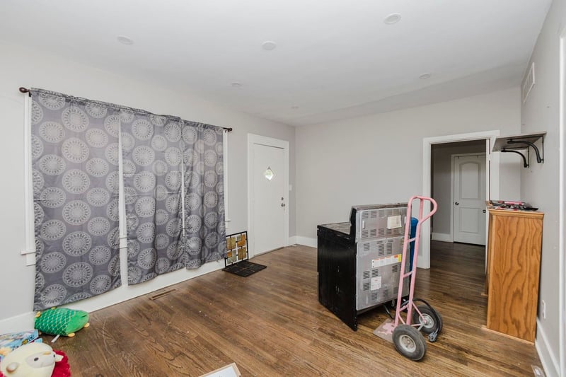 2230 W Douglas Ave, Wichita, KS 67023