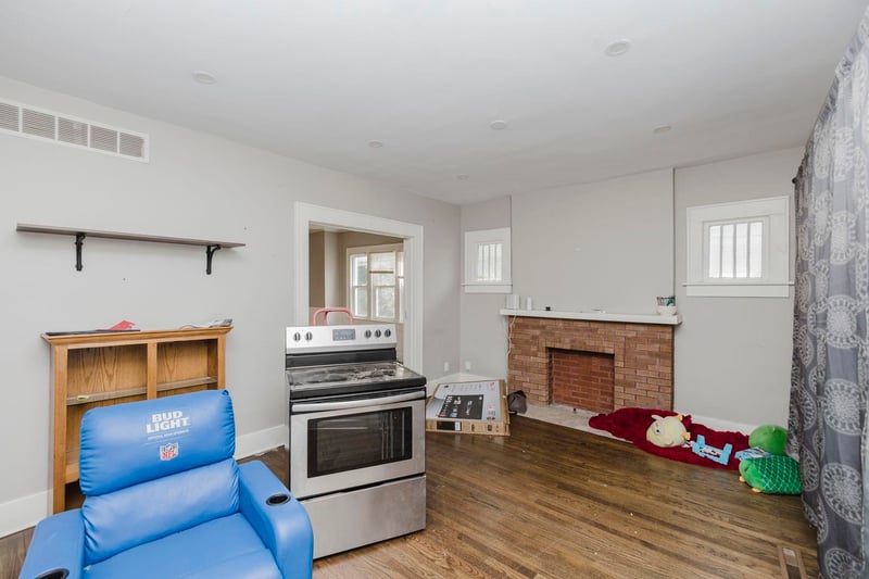 2230 W Douglas Ave, Wichita, KS 67023