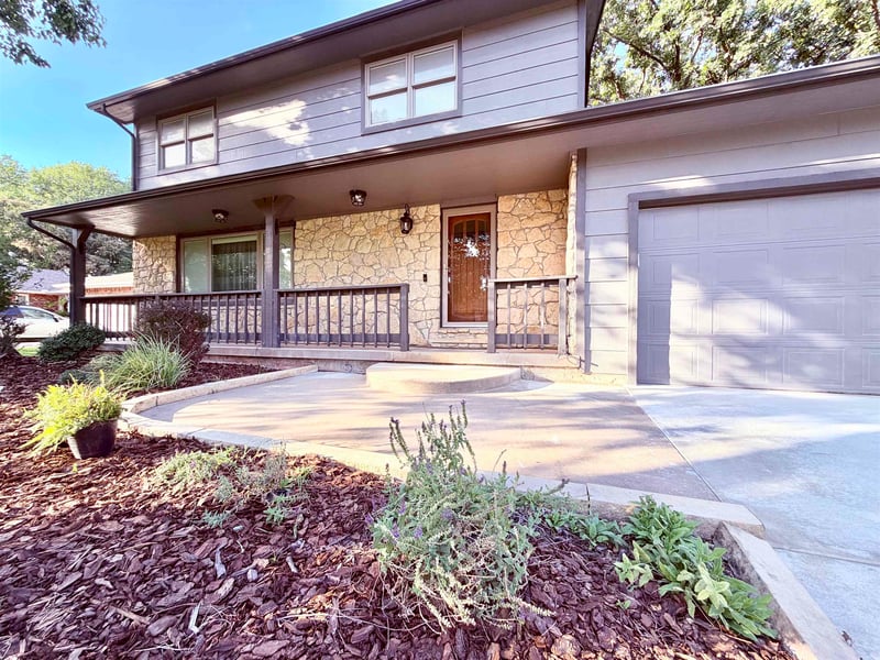 47 Angelina Dr, Augusta, KS 67010