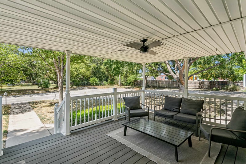 1320 N Mount Carmel Cir, Wichita, KS 67203