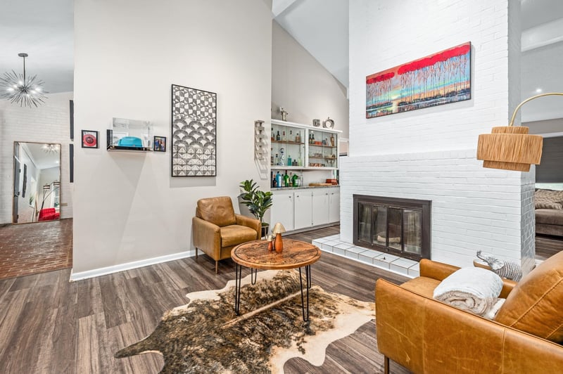5701 E Perryton St, Bel Aire, KS 67220